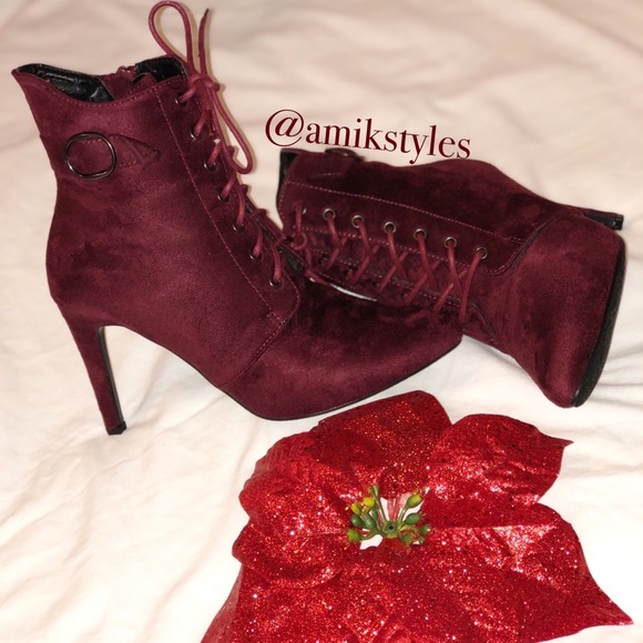 Shoes - Burgundy lace up booties